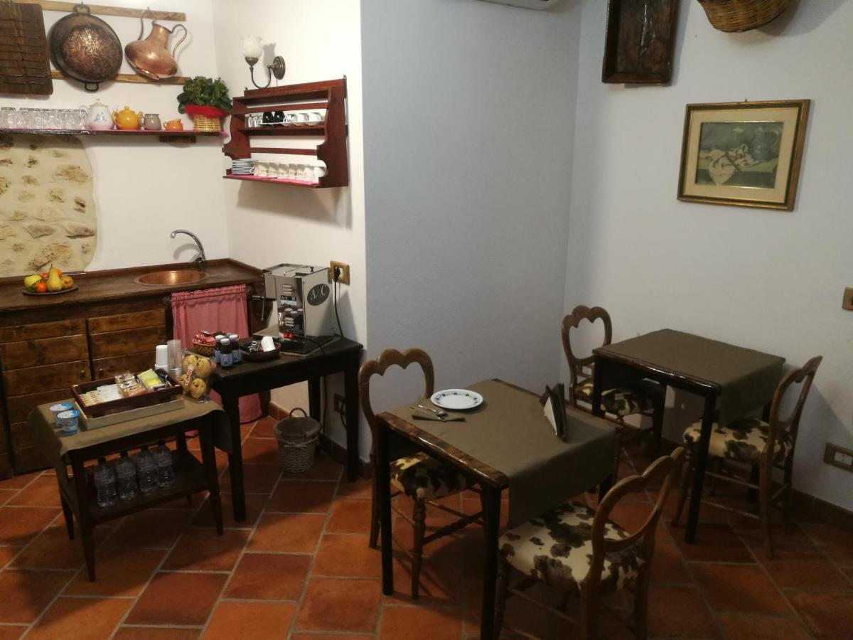 La Rupe Bed And Breakfast Norma Luaran gambar