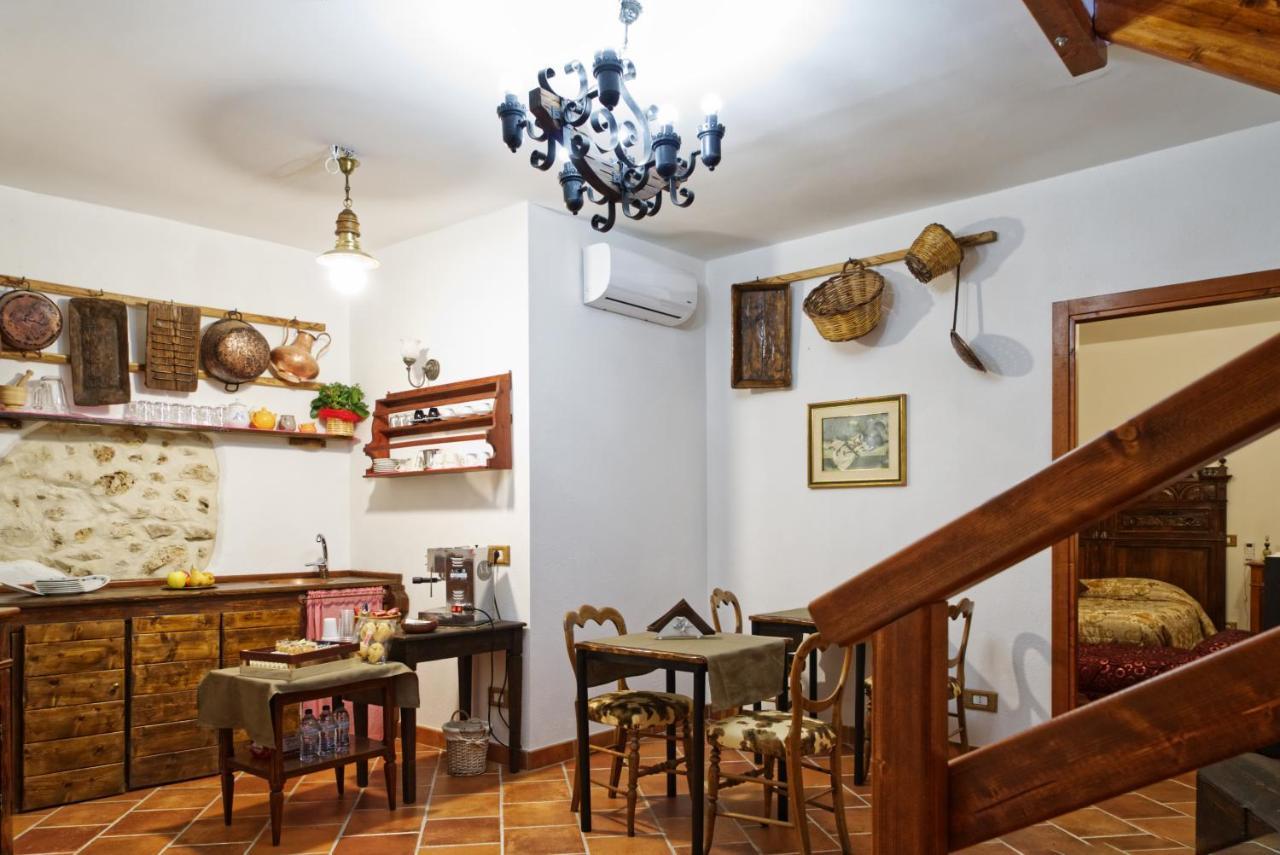 La Rupe Bed And Breakfast Norma Luaran gambar